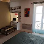 Petit Marais Nicois - Appartement 2P En Etage Eleve